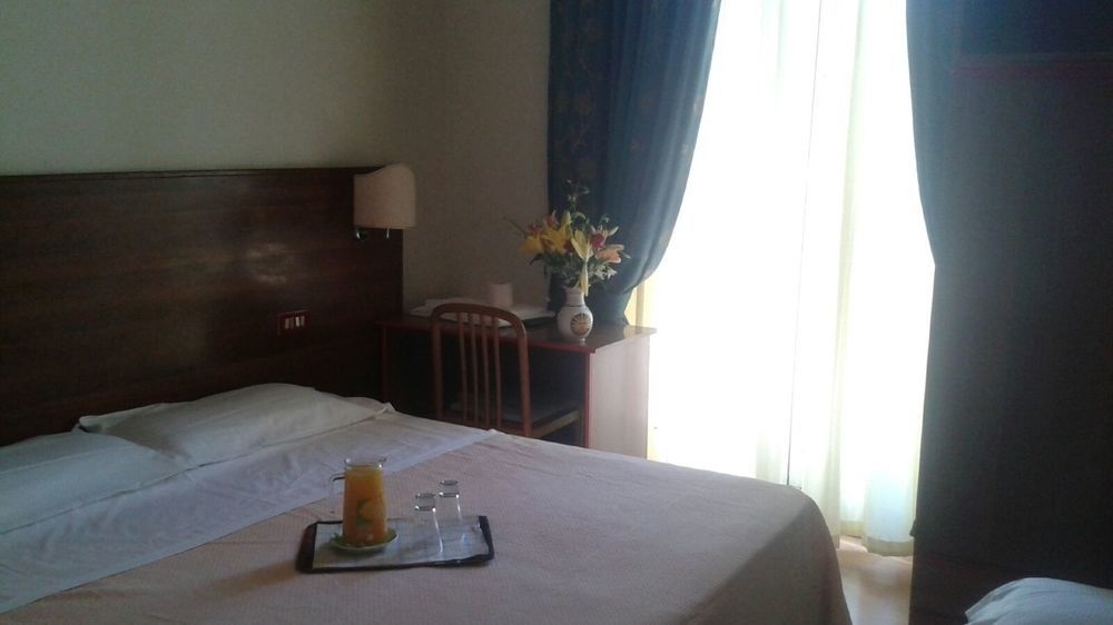 Hotel Altavilla 9 Rome Buitenkant foto